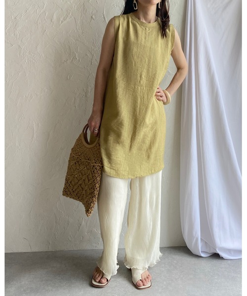 She's Closet（シーズクローゼット）の「ノースリーブ肩タックノーカラーミドル丈ジレベスト（チュニック・レディース・オリーブ/ブラック/ベージュ/アイボリー・FREE）」の9枚目の写真