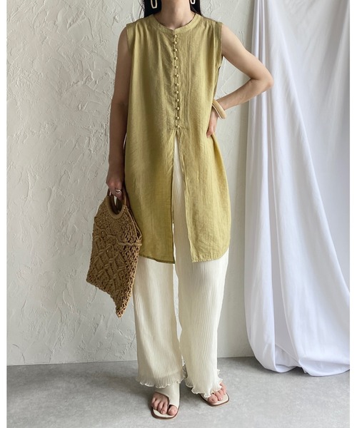 She's Closet（シーズクローゼット）の「ノースリーブ肩タックノーカラーミドル丈ジレベスト（チュニック・レディース・オリーブ/ブラック/ベージュ/アイボリー・FREE）」の11枚目の写真