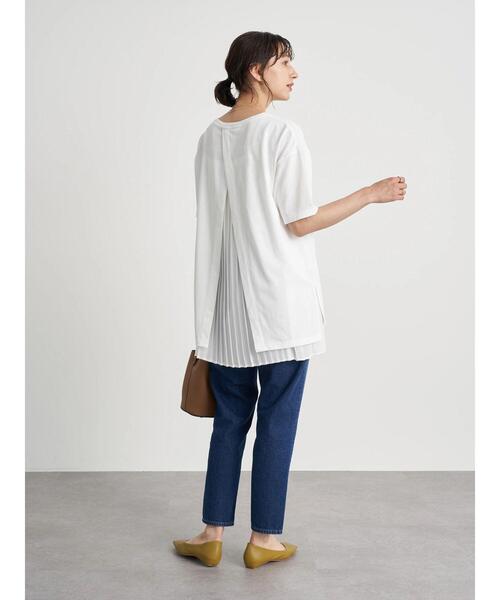 earth music&ecology（アースミュージックアンドエコロジー）の「SET2点バックスリットカットソー+プリーツインナー ＊（Tシャツ/カットソー・レディース・ブラック/オフホワイト/サックスブルー・FREE）」の21枚目の写真