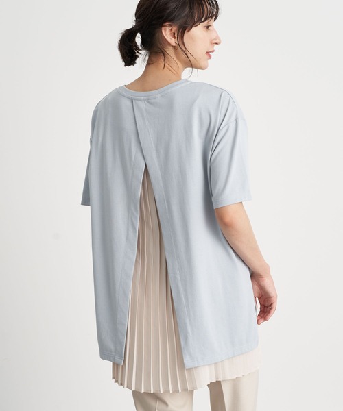 earth music&ecology（アースミュージックアンドエコロジー）の「SET2点バックスリットカットソー+プリーツインナー ＊（Tシャツ/カットソー・レディース・ブラック/オフホワイト/サックスブルー・FREE）」の3枚目の写真