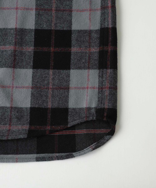X-girl（エックスガール）の「FACE HEAVYWEIGHT FLANNEL SHIRT（シャツ/ブラウス・レディース・ブラック/ブラウン/オレンジ/グリーン・S/M）」の17枚目の写真