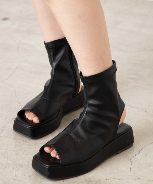 WEGO（ウィゴー）の「WEGO/スクエアサンダルブーツ（ブーツ・レディース・ブラック・MEDIUM/LARGE）」の9枚目の写真