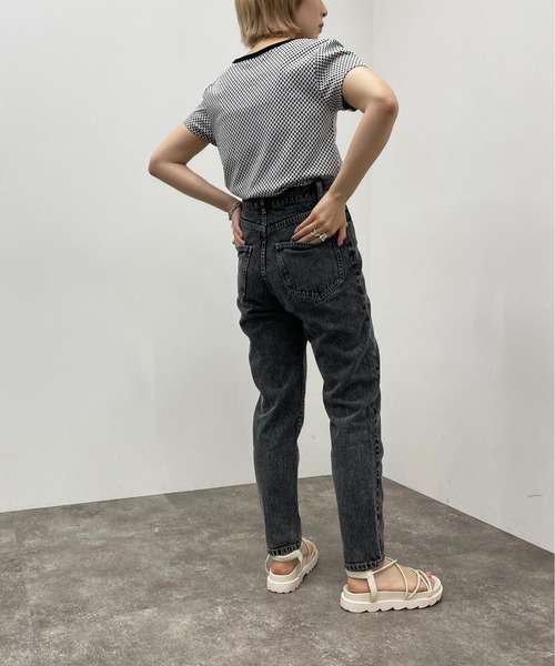 apres jour mignon（アプレジュールミニョン）の「幾何学ジャガードトップス 【ZOZOTOWN限定アイテム】（Tシャツ/カットソー・レディース・ブラック/ベージュ・フリー/X-LARGE）」の10枚目の写真