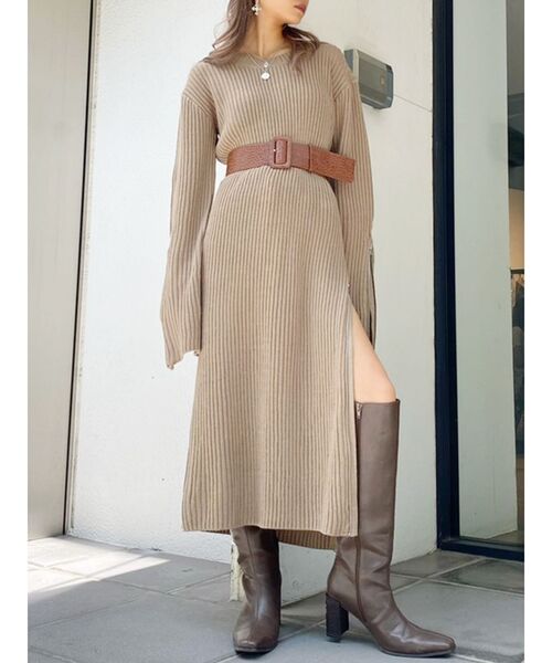 GYDA（ジェイダ）の「ZIPスリットLONG ニット ワンピース（ワンピース・レディース・ベージュ/ブラック・FREE）」の5枚目の写真