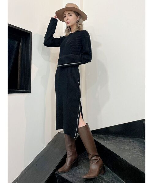 GYDA（ジェイダ）の「ZIPスリットLONG ニット ワンピース（ワンピース・レディース・ベージュ/ブラック・FREE）」の13枚目の写真