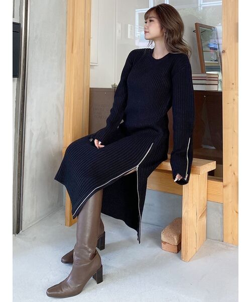 GYDA（ジェイダ）の「ZIPスリットLONG ニット ワンピース（ワンピース・レディース・ベージュ/ブラック・FREE）」の21枚目の写真