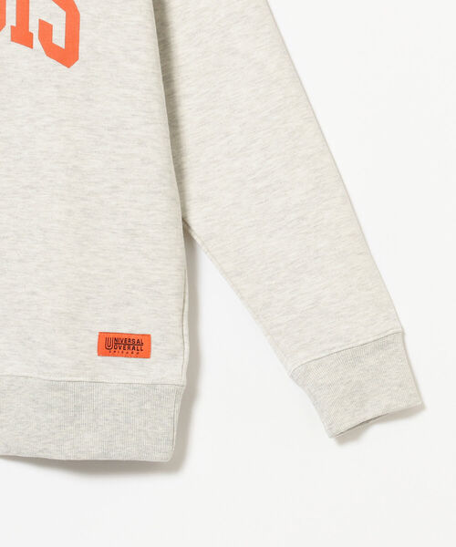 UNIVERSAL OVERALL(ユニバーサルオーバーオール)の「UNIVERSAL OVERALL / Sweat Shirt "ILLINOIS"(スウェット・メンズ・ダークグリーン/カーキ/ホワイト系その他7・MEDIUM/LARGE/X-LARGE)」の6枚目の写真
