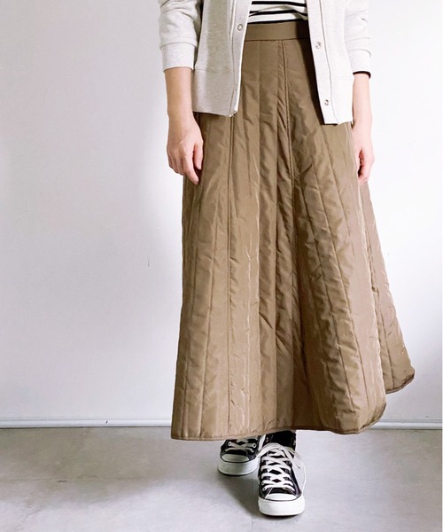 ottilie（オティーリエ）の「中綿キルトフレアースカート（スカート・レディース・ブラック/カーキ・FREE）」の10枚目の写真