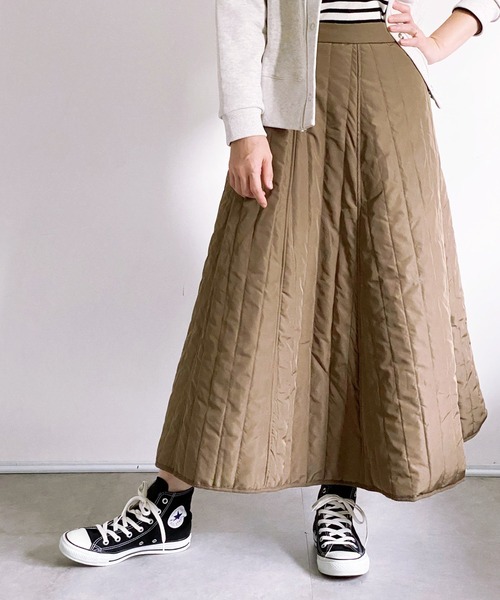 ottilie（オティーリエ）の「中綿キルトフレアースカート（スカート・レディース・ブラック/カーキ・FREE）」の11枚目の写真
