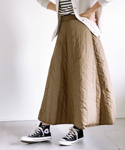ottilie（オティーリエ）の「中綿キルトフレアースカート（スカート・レディース・ブラック/カーキ・FREE）」の12枚目の写真