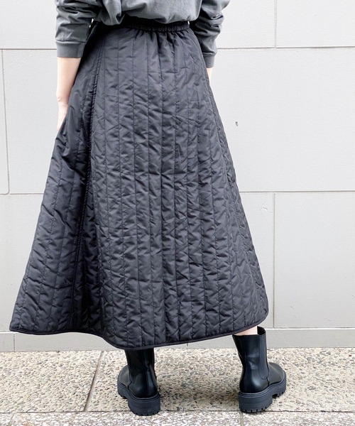 ottilie（オティーリエ）の「中綿キルトフレアースカート（スカート・レディース・ブラック/カーキ・FREE）」の8枚目の写真