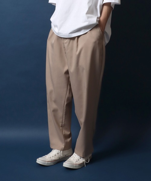 ANPAS(アンパス)の「TR Wide Tapered Pants/TR ワイドテーパードパンツ スラックス カラーパンツ(スラックス・メンズ・ブラック/ベージュ/オリーブ/チェック/グレイッシュベージュ/グレイッシュブルー/ベージュ系その他/グリーン/カーキ/モカ/ブルー・LL/M/L)」の1枚目の写真