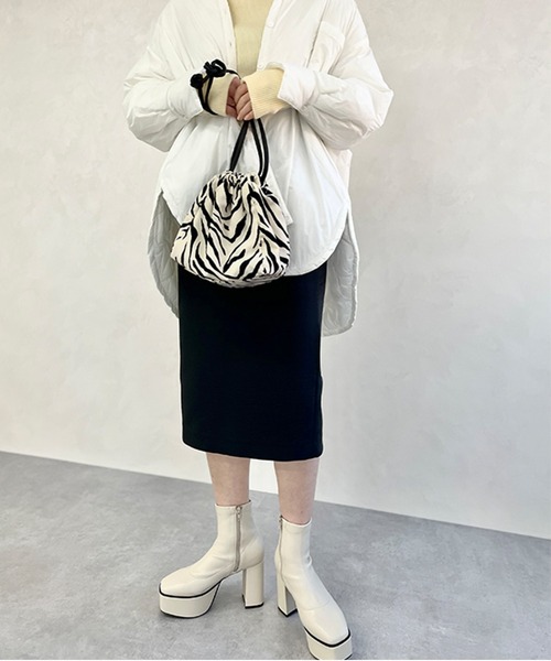 ORiental TRaffic（オリエンタルトラフィック）の「厚底プラットフォームストレッチブーツ/11423（ブーツ・レディース・ホワイト/ブラック・LL/3L/SS/S/M/L）」の21枚目の写真