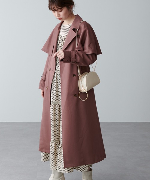 natural couture(ナチュラルクチュール)の「着回し力抜群◎ケープ付きレディトレンチコート(トレンチコート・レディース・ベージュ/ピンク/モカ・FREE)」の17枚目の写真