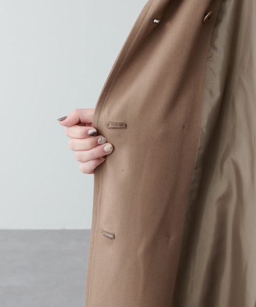 natural couture(ナチュラルクチュール)の「着回し力抜群◎ケープ付きレディトレンチコート(トレンチコート・レディース・ベージュ/ピンク/モカ・FREE)」の6枚目の写真