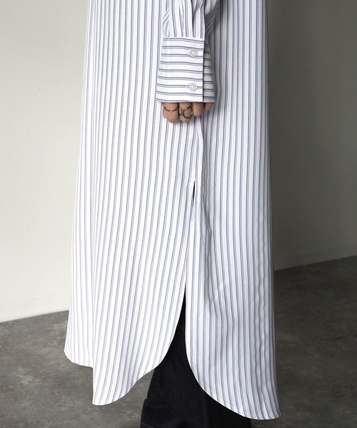 Riberry（リベリー）の「タックストライプシャツワンピース（シャツワンピース・レディース・グレー/ラベンダー・MEDIUM）」の17枚目の写真