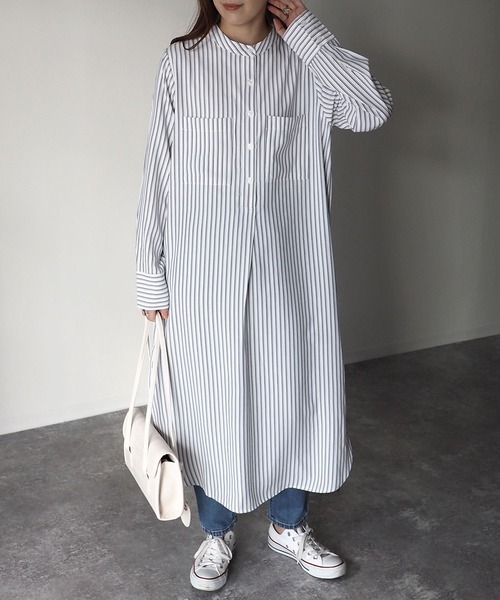 Riberry（リベリー）の「タックストライプシャツワンピース（シャツワンピース・レディース・グレー/ラベンダー・MEDIUM）」の3枚目の写真