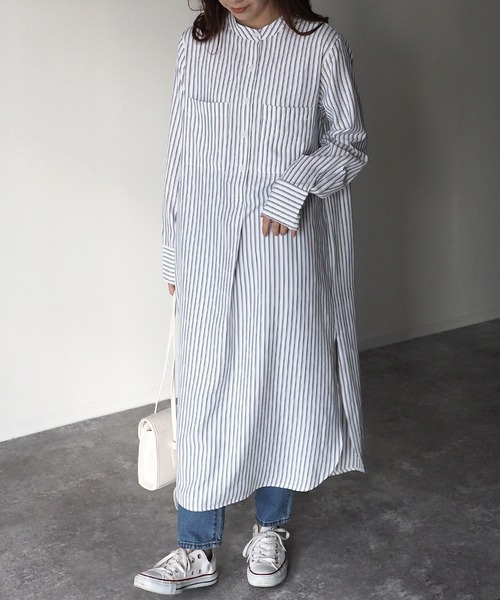 Riberry（リベリー）の「タックストライプシャツワンピース（シャツワンピース・レディース・グレー/ラベンダー・MEDIUM）」の4枚目の写真