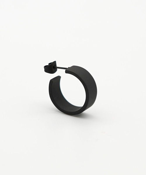 Vaya Con Dios（ヴァヤコンディオス）の「【VayaConDios/ヴァヤコンディオス】stainless -  plate hoop pierce（片耳用）（ピアス（片耳用）・メンズ・ブラック/シルバー/ゴールド/ピンクゴールド・FREE）」の2枚目の写真