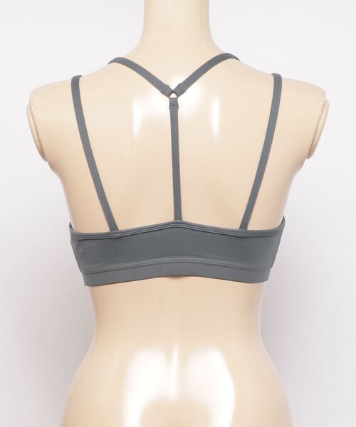 adidas（アディダス）の「ヨガ エッセンシャルズ ライトサポートブラ