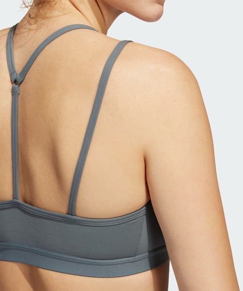 adidas（アディダス）の「ヨガ エッセンシャルズ ライトサポートブラ