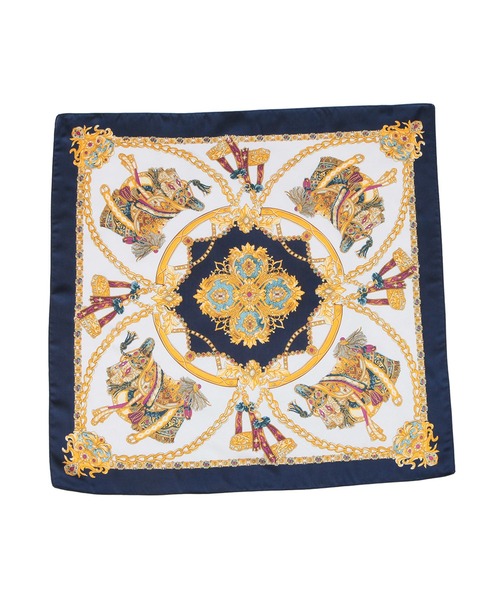 Julia Boutique(ジュリアブティック)の「70×70cmサイズ・ヴィンテージ風サテン生地スカーフ/100014(バンダナ/スカーフ・レディース・I/B/L/H/E/A/P/G/M/O/D/S/N/K/F/C/R/Q/J/T・ONE)」の14枚目の写真