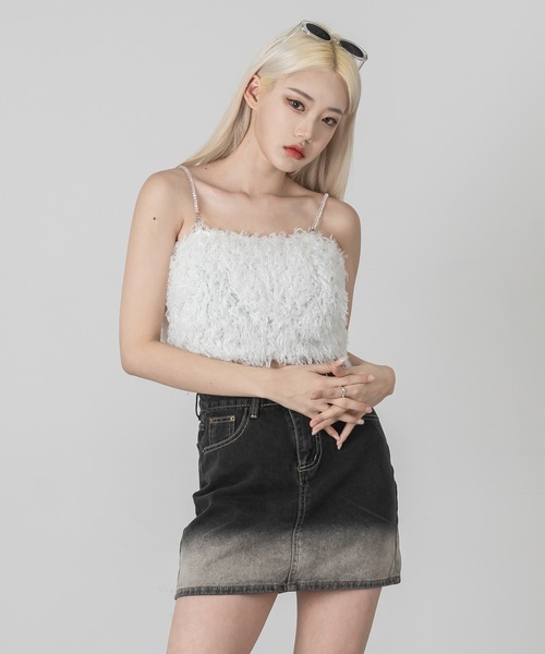 FOLLOWIN（フォロウィン）の「肩紐ビーズチェーンフェイクファーブラトップ（キャミソール・レディース・ホワイト/ブラック/ピンク・FREE）」の8枚目の写真