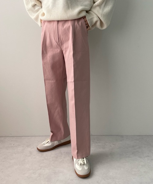 LE MORE(リモア)の「センタープレスカラーストレートパンツ(その他パンツ・レディース・ブラック/ベージュ/アイボリー/ベビーピンク・S/M)」の4枚目の写真