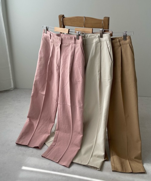 LE MORE(リモア)の「センタープレスカラーストレートパンツ(その他パンツ・レディース・ブラック/ベージュ/アイボリー/ベビーピンク・S/M)」の9枚目の写真