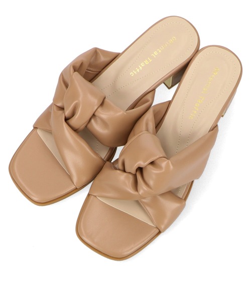 ORiental TRaffic（オリエンタルトラフィック）の「メタリックヒールパデッドサンダル/21229（サンダル・レディース・ブラック/ベージュ/ブルー・LL/3L/SS/S/M/L）」の19枚目の写真