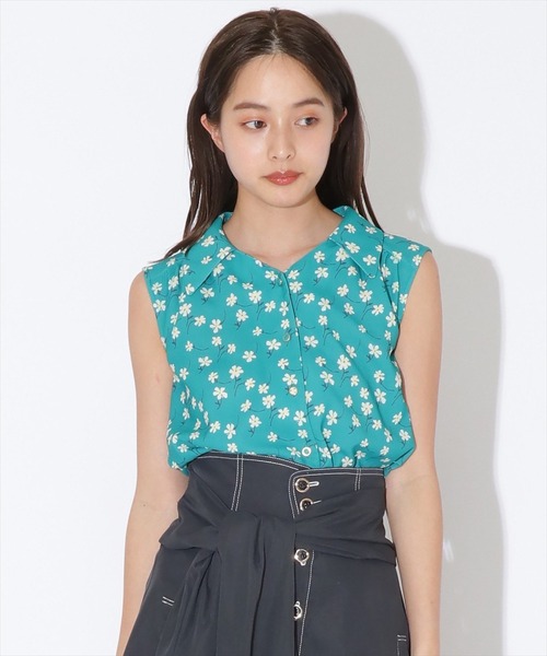 REDYAZEL（レディアゼル）の「フラワープリントノースリシャツ（シャツ/ブラウス・レディース・レッド/ネイビー/グリーン・MEDIUM/SMALL）」の9枚目の写真