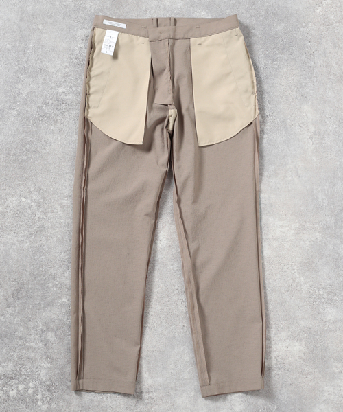 JOURNAL STANDARD(ジャーナルスタンダード)の「【EVALET/エバレット】クレープ テーパードパンツ(スラックス・メンズ・ベージュ/ネイビー/ブラック系その他・MEDIUM/SMALL/LARGE)」の9枚目の写真