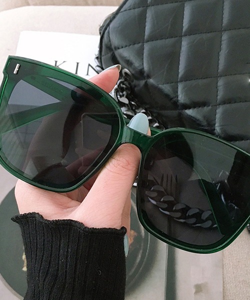 EPICKS（エピックス）の「カラーレンズサングラス（サングラス・レディース・その他1/その他3/その他4/その他2/その他5・F）」の2枚目の写真