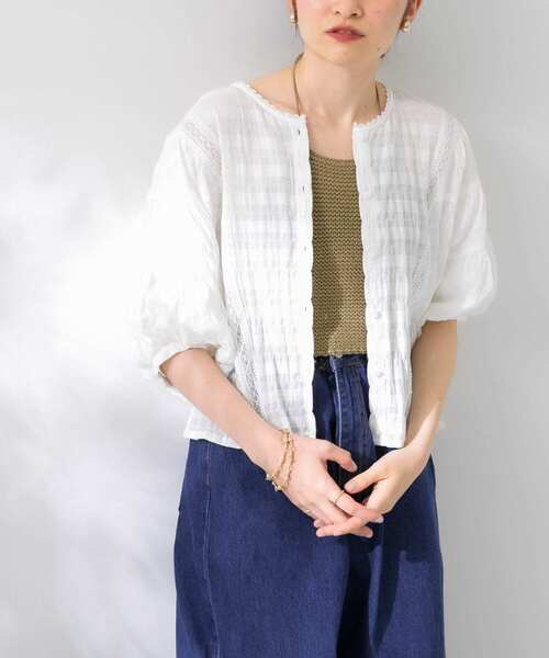 KBF（ケイビーエフ）の「ラウンドハーフスリーブブラウス（シャツ/ブラウス・レディース・ホワイト/ブラック/アイボリー・ONE）」の4枚目の写真