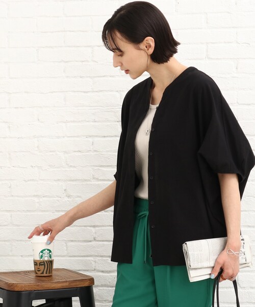 SHOO・LA・RUE（シューラルー）の「◆ドルマンシャツブラウス（シャツ/ブラウス・レディース・グリーン/オレンジ/ブラック/ホワイト系・00）」の2枚目の写真