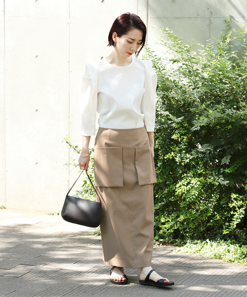 VERMEIL par iena(ヴェルメイユパーイエナ)の「リップルパワーショルダーブラウス(シャツ/ブラウス・レディース・ホワイト/ブラック・38/36)」の16枚目の写真