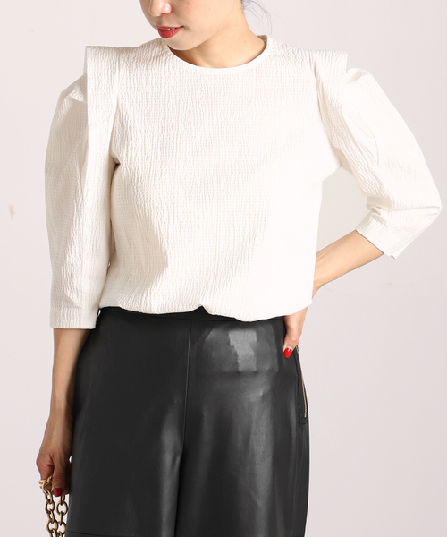 VERMEIL par iena(ヴェルメイユパーイエナ)の「リップルパワーショルダーブラウス(シャツ/ブラウス・レディース・ホワイト/ブラック・38/36)」の21枚目の写真
