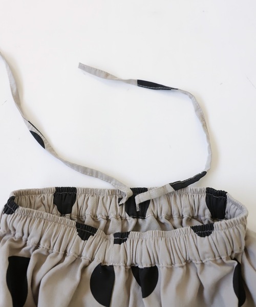 antiqua(アンティカ)の「年中着まわせる。ドット柄フレアスカート(スカート・キッズ・ベージュ/ブラック/ブラック系その他・140/130/160/150)」の8枚目の写真