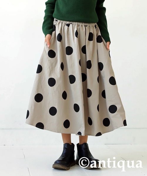 antiqua(アンティカ)の「年中着まわせる。ドット柄フレアスカート(スカート・キッズ・ベージュ/ブラック/ブラック系その他・140/130/160/150)」の21枚目の写真