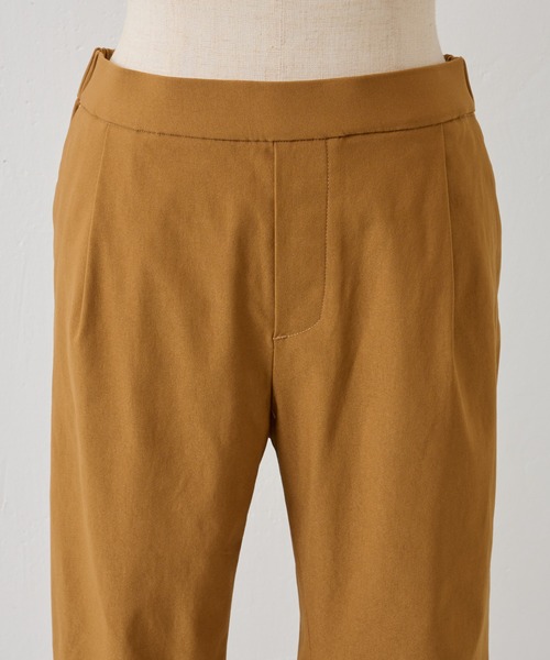 BEARDSLEY（ビアズリー）の「ハイテンションスリムタックパンツ：低身長・ウエスト背中側ゴム・高身長にも３サイズ展開（その他パンツ・レディース・ホワイト/ブラック/キャメル/カーキ・1/2/0）」の20枚目の写真