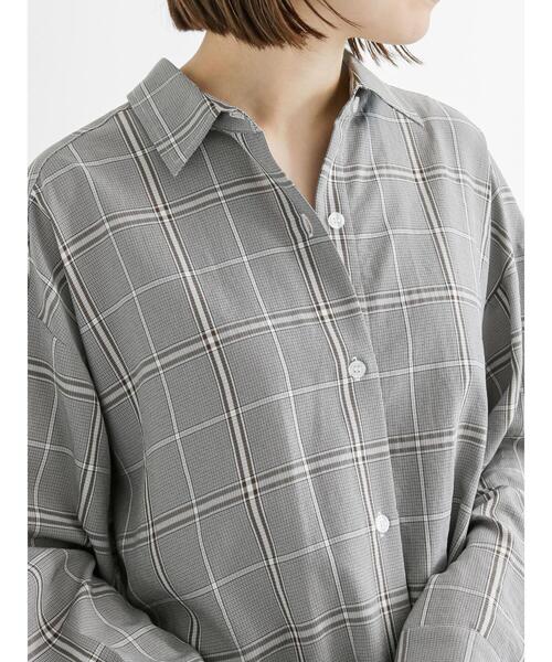 Samansa Mos2 blue（サマンサモスモスブルー）の「マルチスタイルシャツ（シャツ/ブラウス・レディース・ベージュ/ブラウン/グレー/オフホワイト/カーキ/ブルー/モカ・MEDIUM/LARGE）」の18枚目の写真