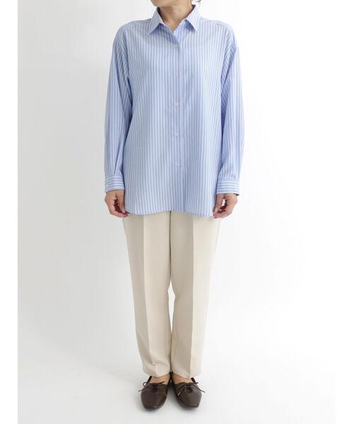 Samansa Mos2 blue（サマンサモスモスブルー）の「マルチスタイルシャツ（シャツ/ブラウス・レディース・ベージュ/ブラウン/グレー/オフホワイト/カーキ/ブルー/モカ・MEDIUM/LARGE）」の21枚目の写真