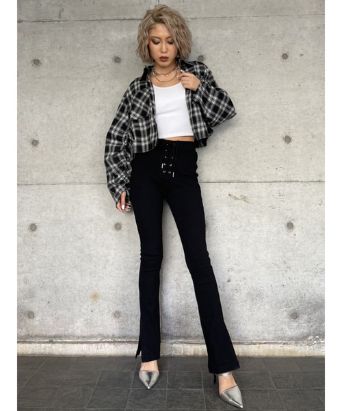 EGOIST（エゴイスト）の「ドロストスリーブ短丈シャツIII（シャツ/ブラウス・レディース・ブラック/パープル・FREE）」の6枚目の写真