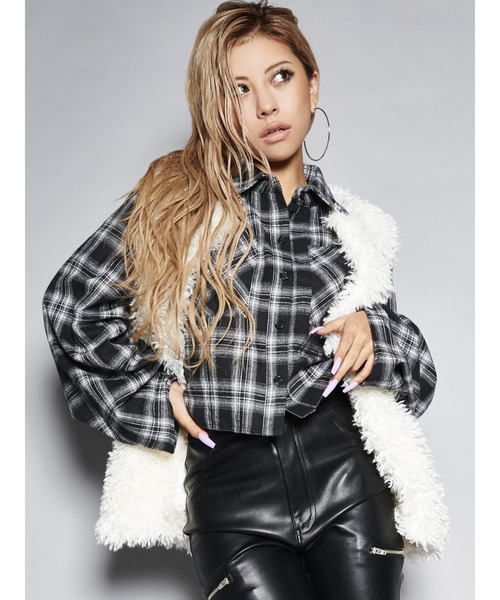 EGOIST（エゴイスト）の「ドロストスリーブ短丈シャツIII（シャツ/ブラウス・レディース・ブラック/パープル・FREE）」の15枚目の写真