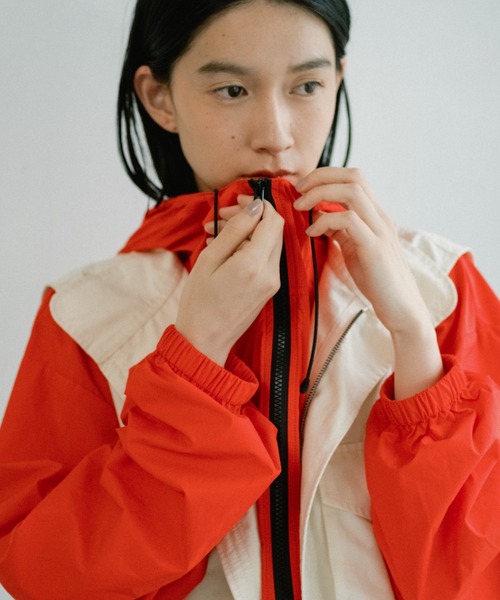 WHIMSIC（ウィムジック）の「【WHIMSIC】アノラックフーディー（その他アウター・レディース・ブラック/レッド/イエロー/ブルー・FREE）」の5枚目の写真