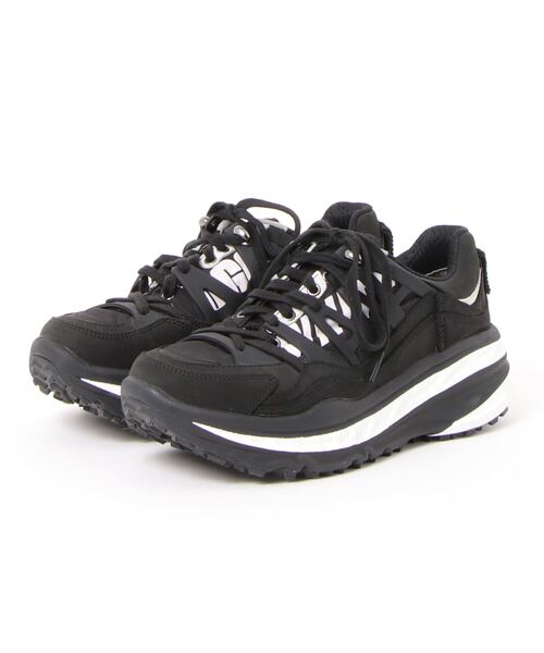TOKYO DEPARTMENT STORE(トウキョウデパートメントストア)の「【White Mountaineering】WM×UGG SNEAKER(スニーカー・レディース・ブラック・23/24/23.5)」の1枚目の写真