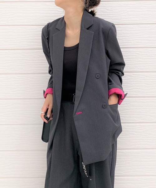 Q（キュー）の「ダブルブレストジャケット（セットアップ・レディース・チャコールグレー/ベージュ・MEDIUM）」の2枚目の写真