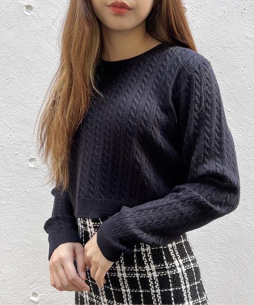 one way（ワンウェイ）の「ショートケーブルニット（ニット/セーター・レディース・ライトグレー/ブラック/ホワイト/レッド・FREE）」の12枚目の写真