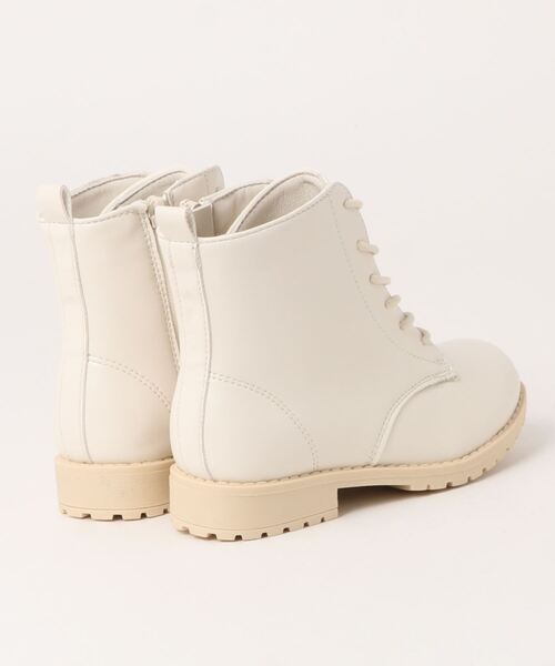 Catherine Cottage（キャサリンコテージ）の「ベージュレースアップブーツ（ブーツ・キッズ・ベージュ・18/19/20/21/22/23/24）」の3枚目の写真