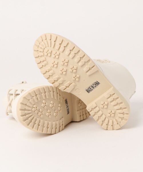 Catherine Cottage（キャサリンコテージ）の「ベージュレースアップブーツ（ブーツ・キッズ・ベージュ・18/19/20/21/22/23/24）」の2枚目の写真